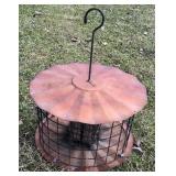 Bird feeder