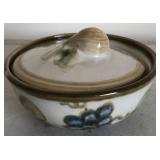 Pottery sugar dish