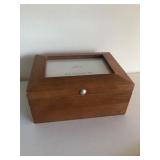Hallmark keep in remember box 4 x 6