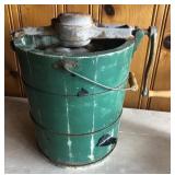 White mountain freezer green painted vintage ice