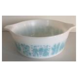 Pyrex Amish pattern number 9 dish