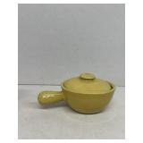Pottery bowl with lid