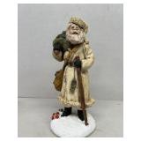 Santa Claus sculpture