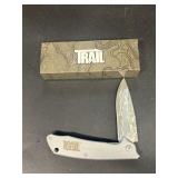 Trail pocket knife