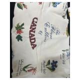 Tablecloth of Canadian flowers 33' x 33'