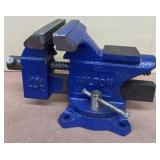 Wilton 4 1/2 inch table vice