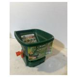 Scott's handy green seeder