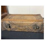 World map, traveling suitcase