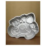 Wilton Rudolph cake pan