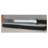 Camping knife with sawblade