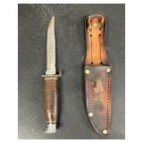 Overland knife with sheath