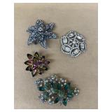 Jewelry brooches