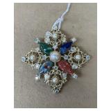 Sarah Coventry brooch