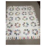 Feather pattern quilt 6' x 7'
