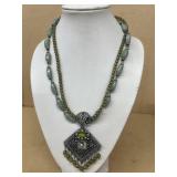 Costume jewelry necklace