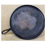 Griswold number nine skillet griddle