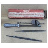 Hand saw filing guide