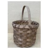 Weaved basket