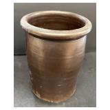 Brown stoneware cracked