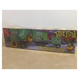 Rat Fink fRUEHAUF fan model kit factory sealed AMT