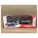 Mike Skinner a Goodwrench diecast truck 1/24 scale