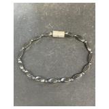 Magnetic bracelet
