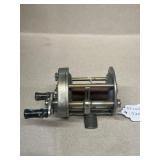 PFLUEGER supreme fishing reel