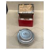 UTICA automatic, fishing rail number 3165