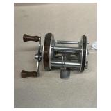 Shakespeare SUPRA1974 fishing reel