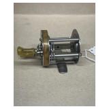 Shakespeare triumph 1958 fishing reel