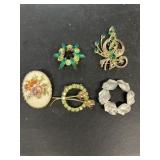Costume jewelry brooches