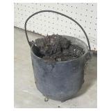 Cast-iron pot