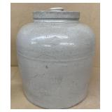Stoneware crock with lid