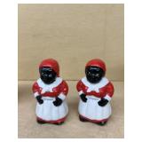 Mammy salt and pepper shakers