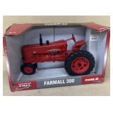 Farmall 300 Ertle diecast tractor, 1/16