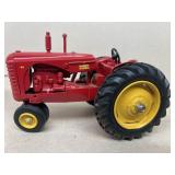 Massey Harris 44 toy tractor 1/16 scale