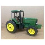 John Deere 7801 16th scale diecast tractor