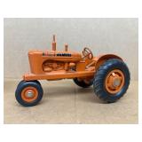 Allis chalmers 1/16 scale tractor