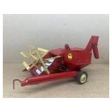 Massey Harris combine 1/16 scale