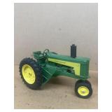 John Deere 1/16 scale toy tractor