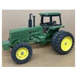 John Deere 1/16 scale toy tractor