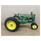 John Deere diecast ERTL tractor model a 1/16 scale