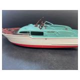 Luxury express cruiser