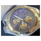 Clohng wrist watch