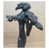 Violin sculpture