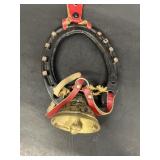 Horseshoe bell