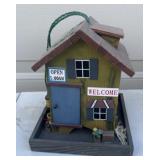 Welcome birdhouse