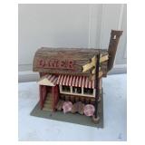 Diner birdhouse