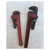 Pipe wrenches