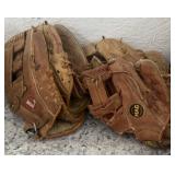 Baseball gloves